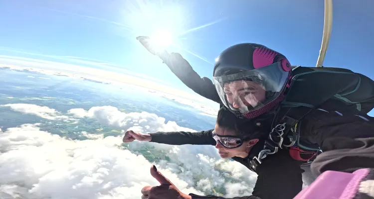 Produit Le top du top : Billet cadeau saut à 4000m Image