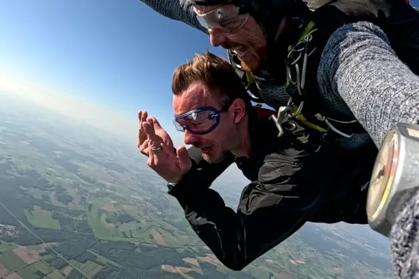 Produit Saut tandem à date fixe à 3000m (acompte) Image